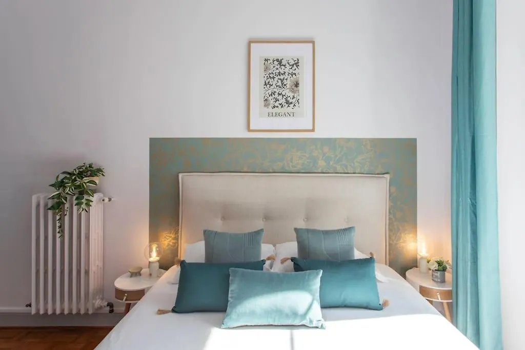#57 Suite Notre Dame Central Balcony & Ac Nice 0*,  France